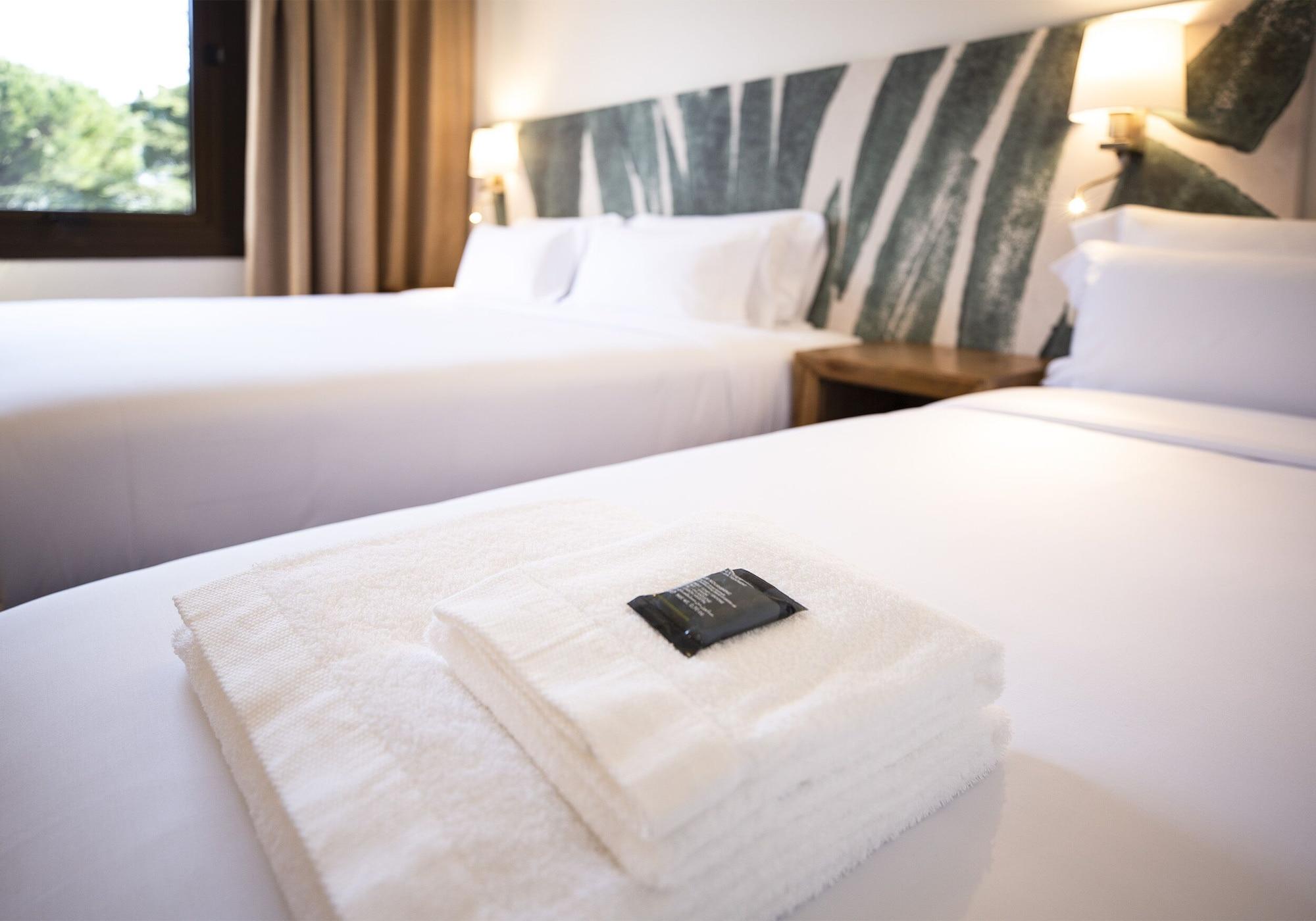 Hotel Eden Park By Brava Hoteles Riudellots de la Selva Dış mekan fotoğraf