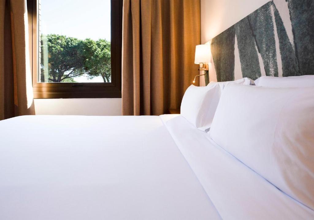 Hotel Eden Park By Brava Hoteles Riudellots de la Selva Dış mekan fotoğraf