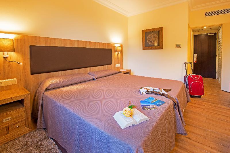 Hotel Eden Park By Brava Hoteles Riudellots de la Selva Dış mekan fotoğraf